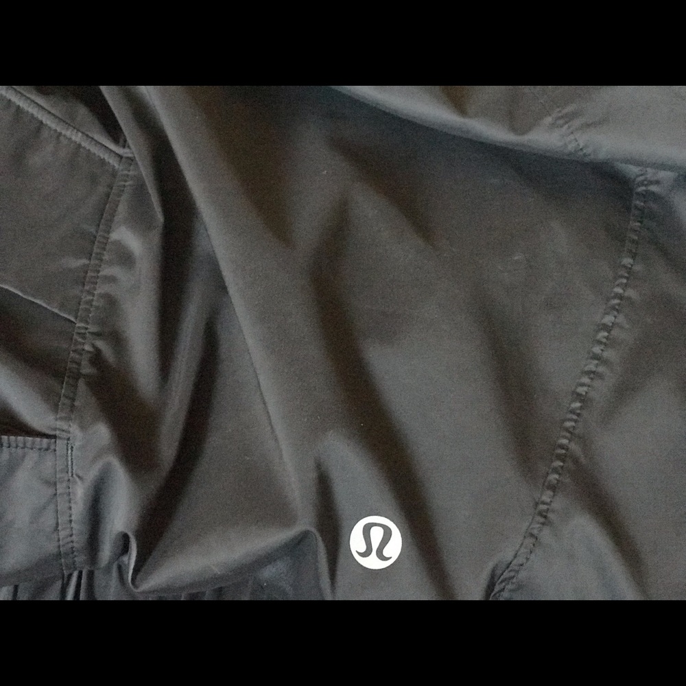 Lululemon black jacket - Picture 4 of 4